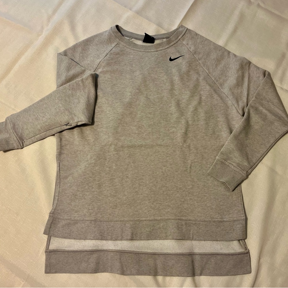 Nike Women’s Dri-Fit Gray Crewneck Sweatshirt